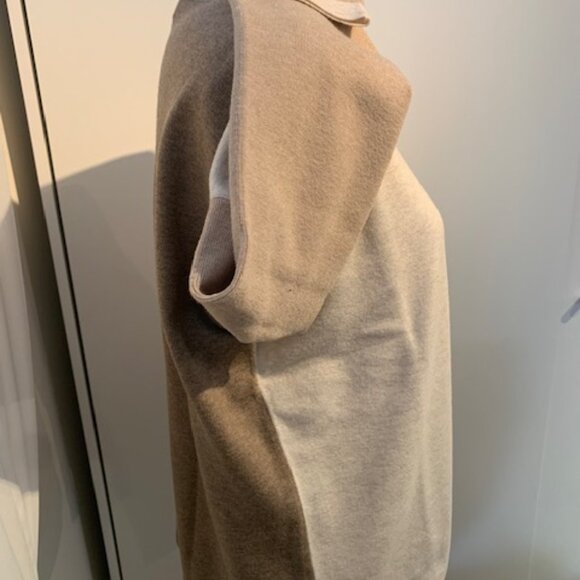 Neutral three-tone sweater - Picture 8 of 10